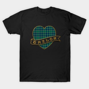 The TAYLOR Family Tartan Heart & Ribbon Retro-Style Insignia Design T-Shirt